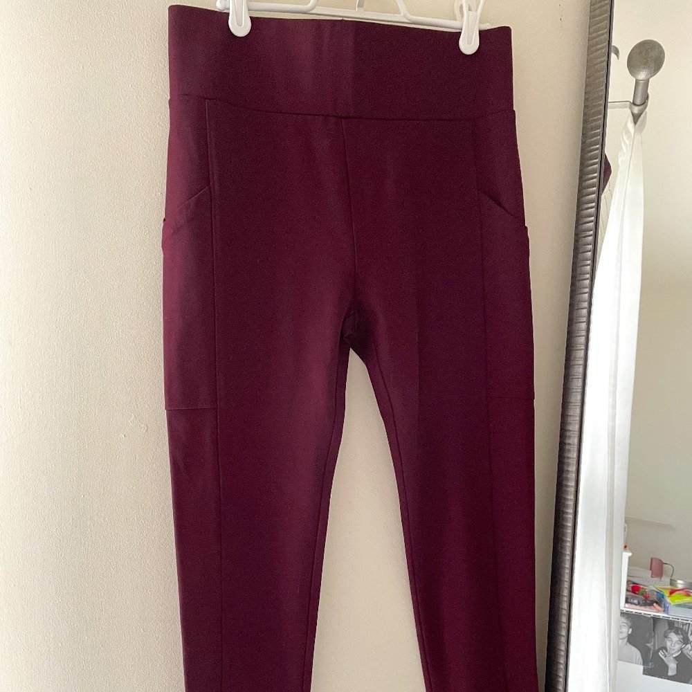 Lou & Grey Side Pocket Leggings in Size M